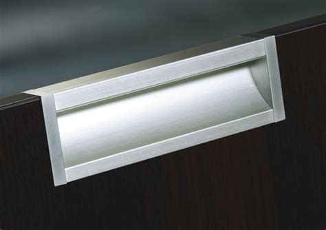 metal box hardware continuous edge|Continuous Handle, Aluminum .